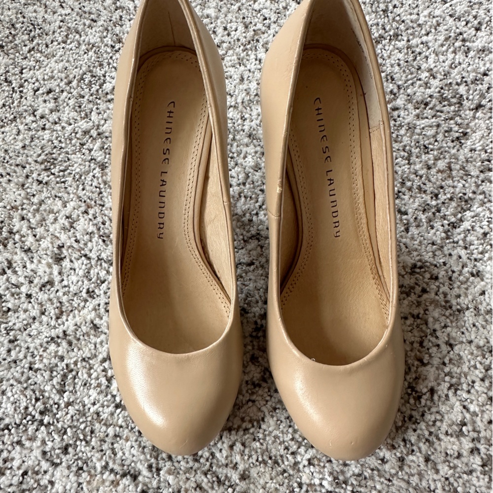 Chinese Laundry nude heels
